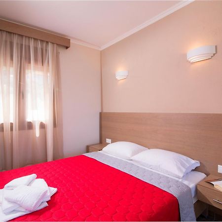 Kapsogeorgis Rooms Koinira Exterior foto